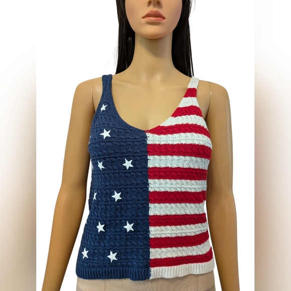 moon & madison Tops - American Flag Knit Tank Top Small